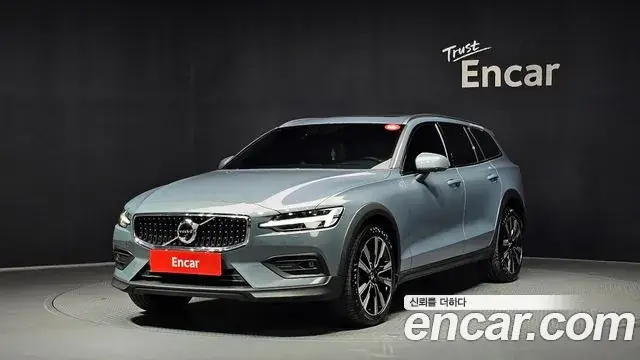Volvo V60 2022 из Кореи