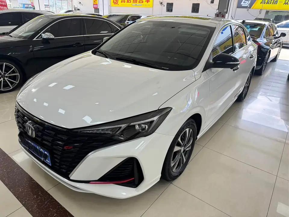 Changan Eado 2022 из Китая