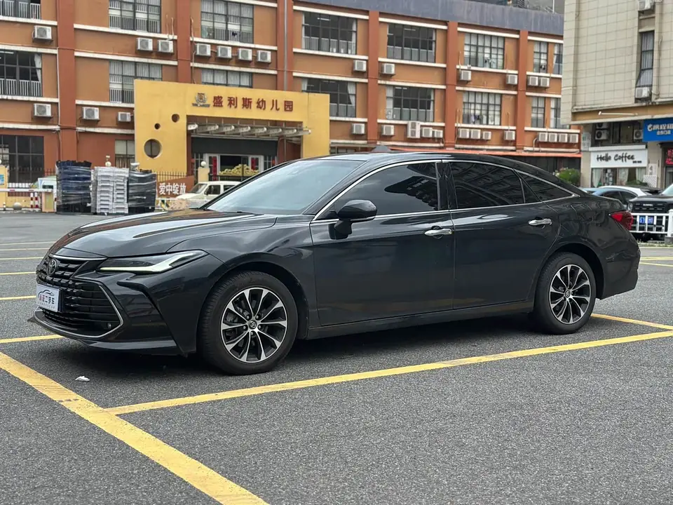 Toyota Avalon 2023 из Китая