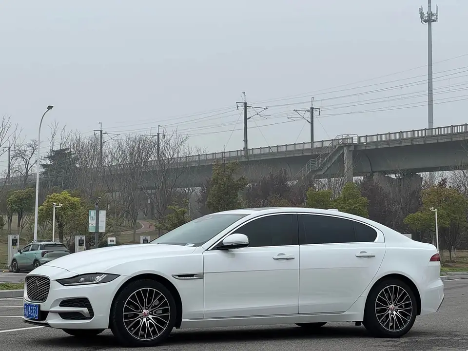 Jaguar XEL 2022 из Китая
