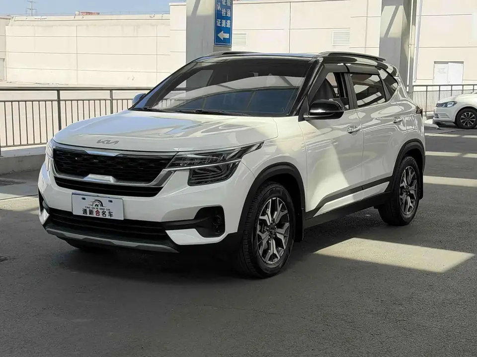 Kia KX3 2023 из Китая