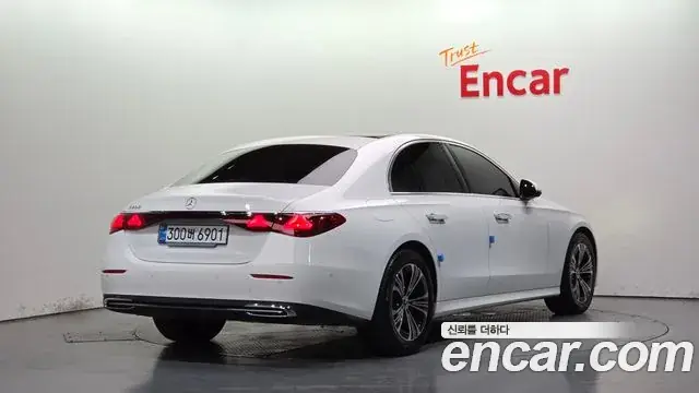 Mercedes-Benz E-Class 2025 из Кореи