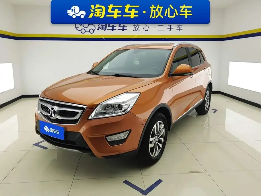 BAIC X65 2015 из Китая