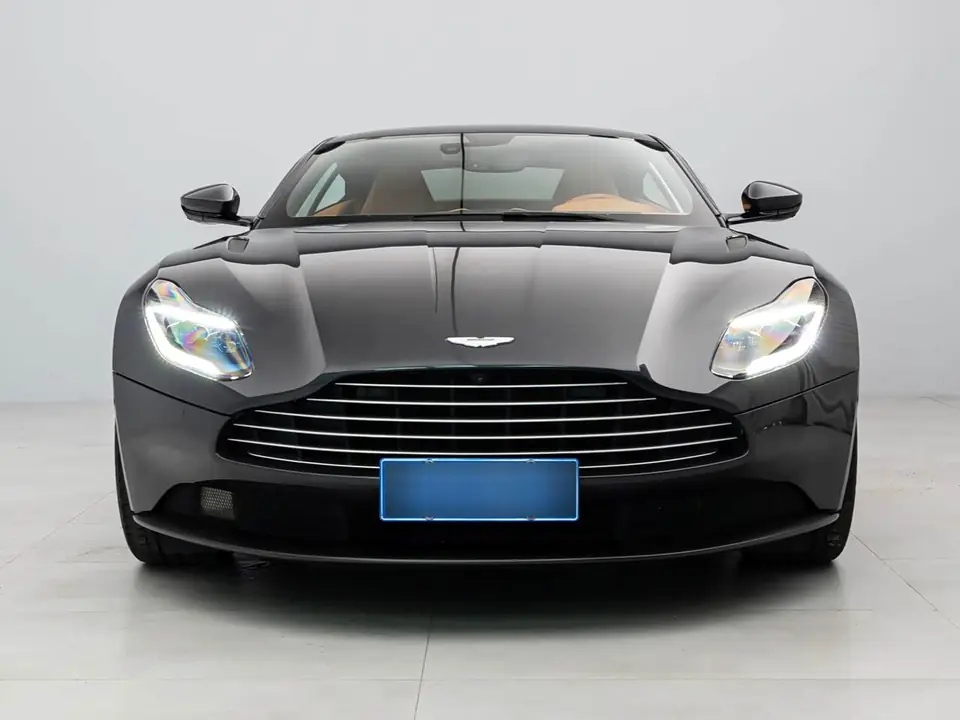 Aston Martin DB11 2022 из Китая