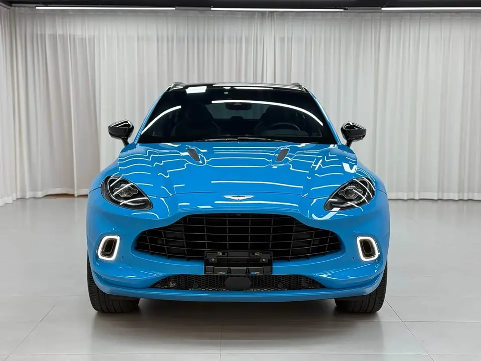 Aston Martin DBX 2023 из Китая