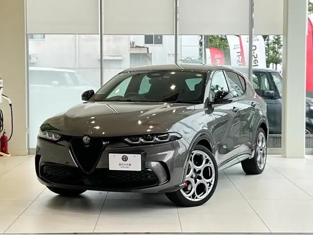 Alfa Romeo Tonale 2023 из Японии