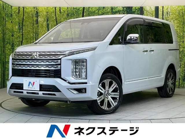 Mitsubishi Delica D5 2024 из Японии