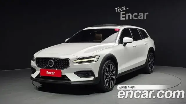 Volvo V60 2022 из Кореи