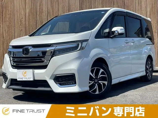 Honda Stepwagon Spada 2018 из Японии