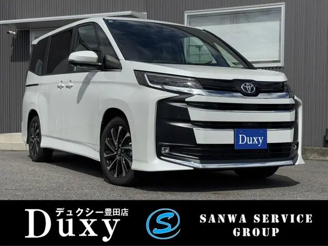 Toyota Noah 2026 из Японии