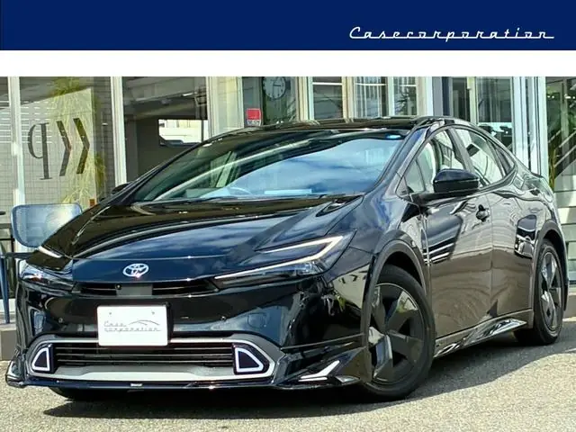 Toyota Prius 2023 из Японии