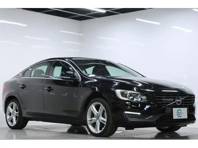 Volvo S60 2017 из Японии