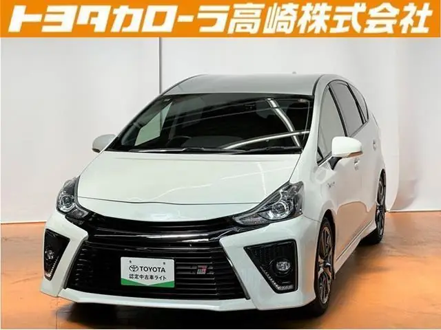 Toyota Prius Alpha 2020 из Японии