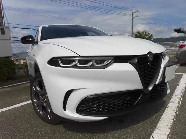 Alfa Romeo Tonale 2023 из Японии
