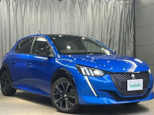 Peugeot 208 2022 из Японии