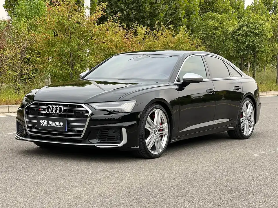 Audi S6 2022 из Китая