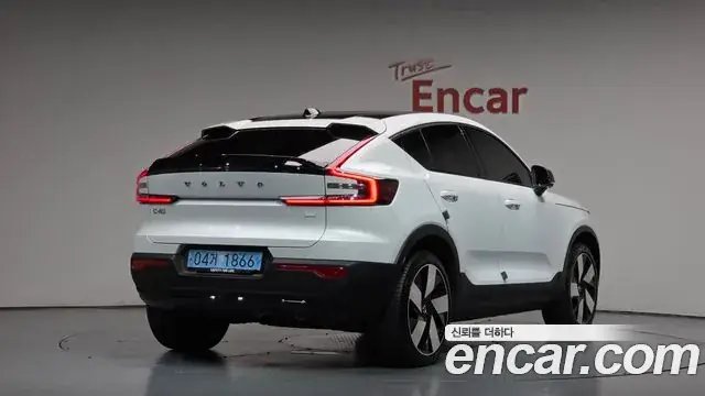 Volvo C40 2023 из Кореи