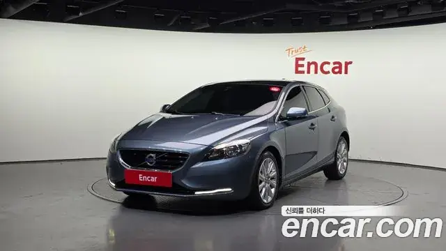 Volvo V40 2014 из Кореи