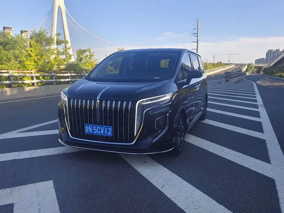 Hongqi HQ9 2023 из Китая