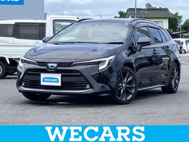Toyota Corolla Touring 2023 из Японии
