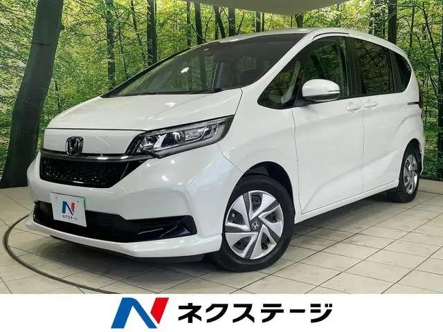 Honda Freed Plus Hybrid 2023 из Японии