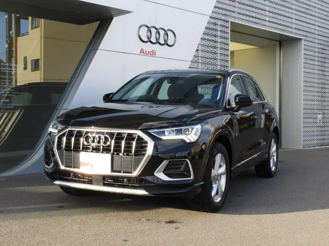 Audi Q3 2024 из Японии