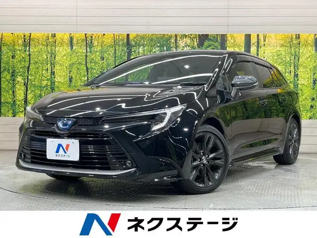 Toyota Corolla Touring 2023 из Японии