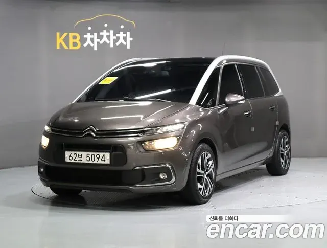 Citroen-DS C4 Picasso 2018 из Кореи