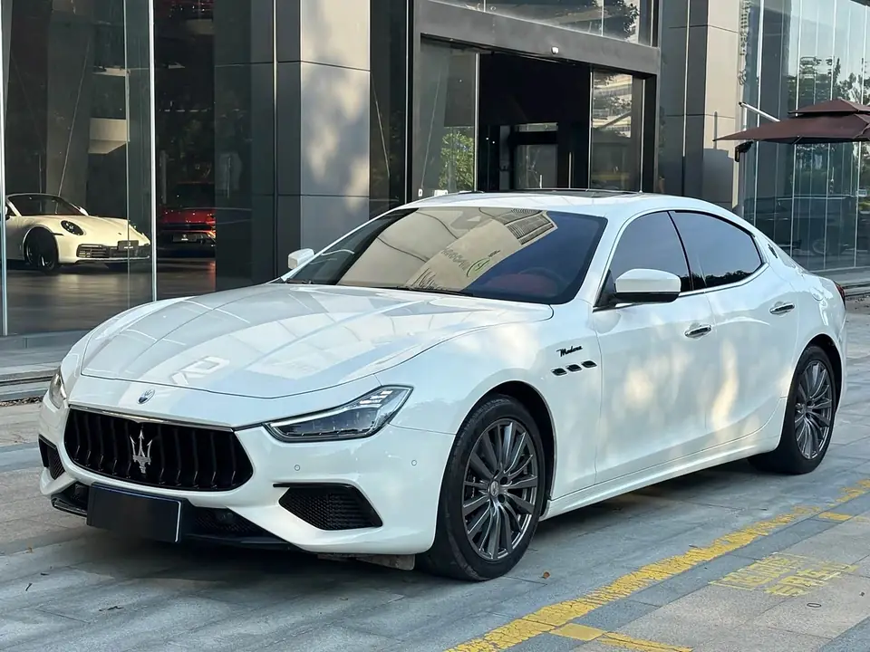 Maserati Ghibli 2023 из Китая