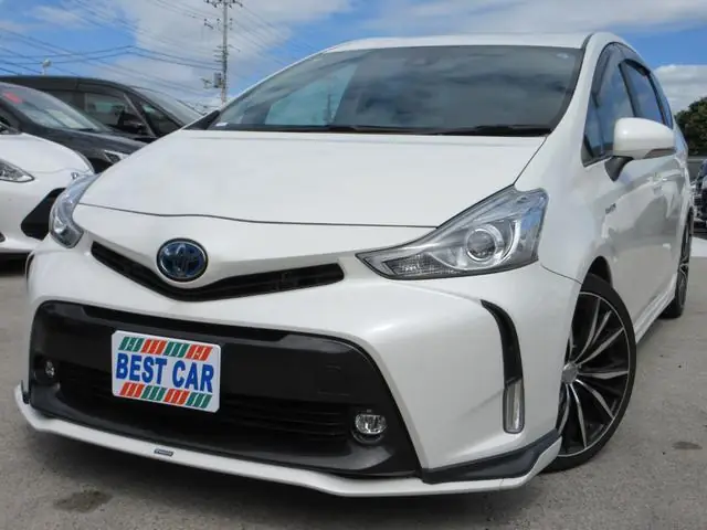 Toyota Prius Alpha 2019 из Японии