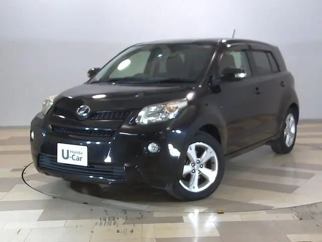 Toyota IST 2015 из Японии
