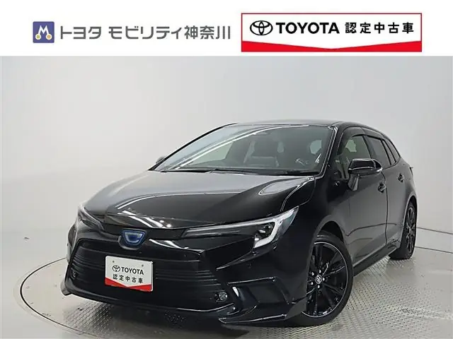 Toyota Corolla Touring 2025 из Японии