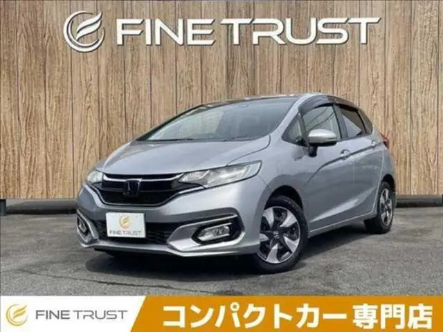 Honda FIT Hybrid 2019 из Японии