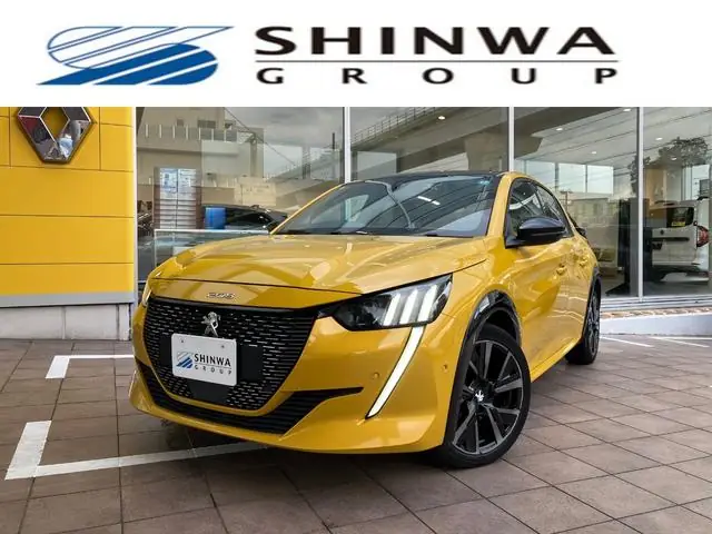 Peugeot 208 2022 из Японии