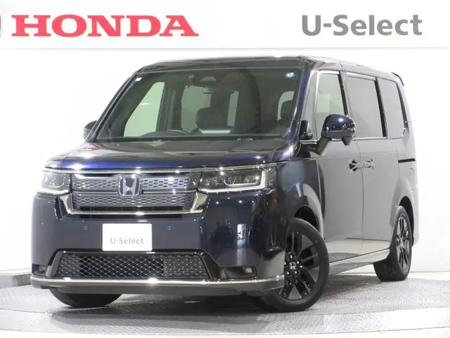 Honda Stepwagon 2023 из Японии