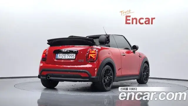 MINI Cooper Convertible 2024 из Кореи