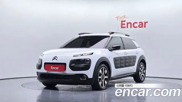 Citroen-DS C4 CACTUS 2017 из Кореи