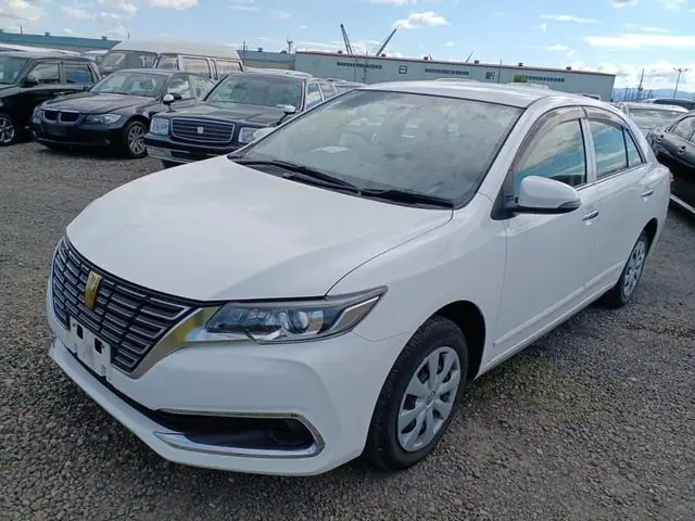 Toyota Premio 2017 из Японии