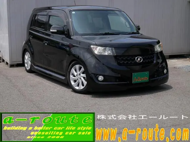 Toyota bB 2010 из Японии