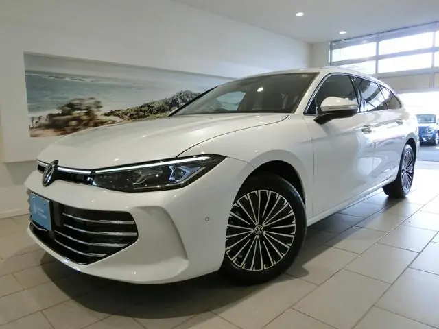 Volkswagen Passat 2025 из Японии