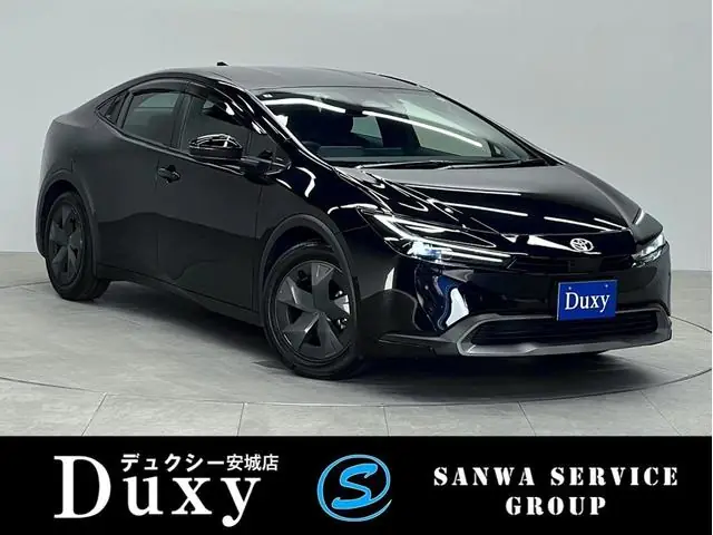 Toyota Prius 2023 из Японии