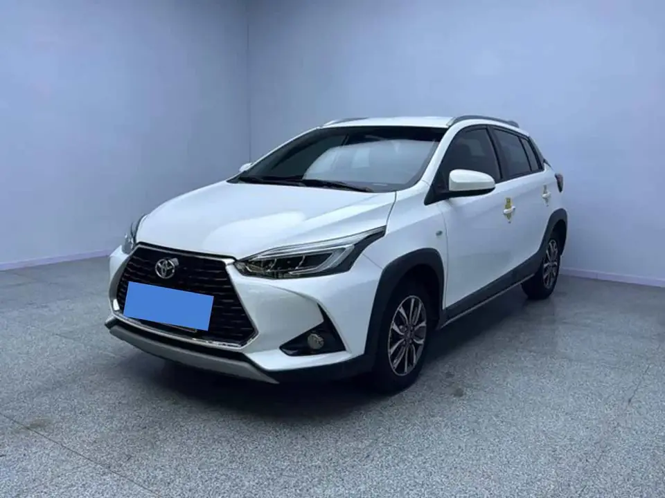 Toyota YARiS L 2023 из Китая