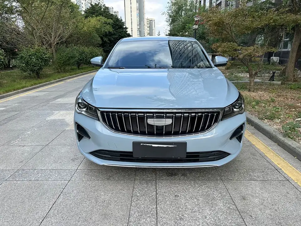 Geely Emgrand 2024 из Китая