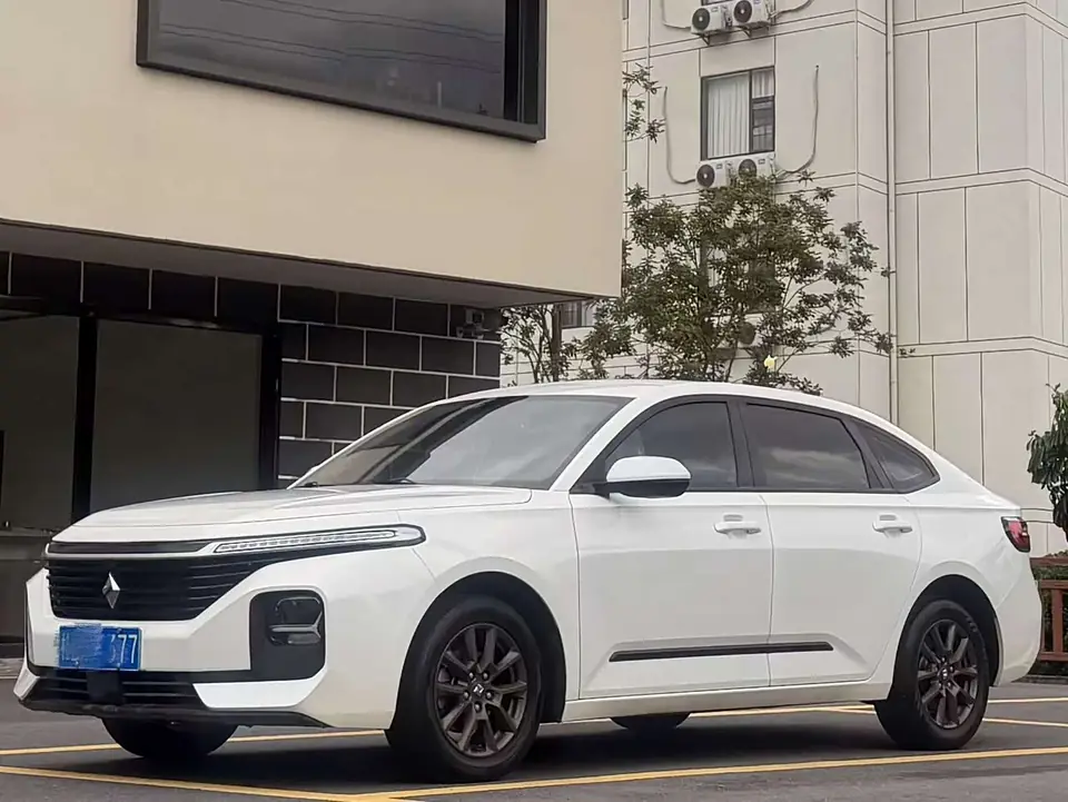 Baojun RC-5 2022 из Китая