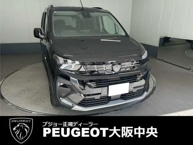 Peugeot Rifter 2025 из Японии