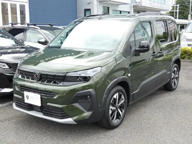 Peugeot Rifter 2025 из Японии