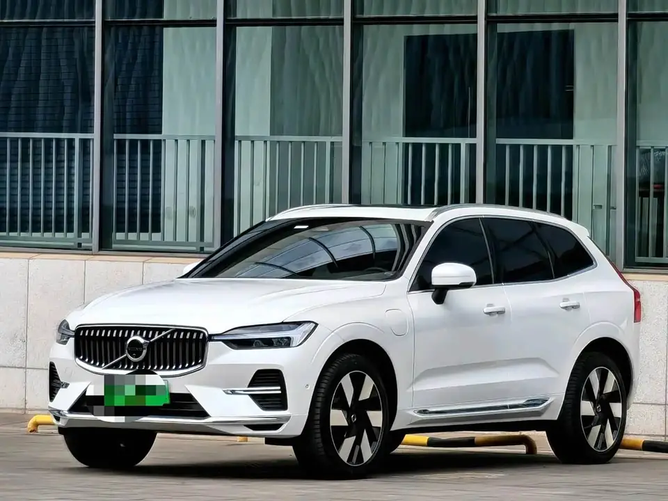 Volvo XC60 2024 из Китая