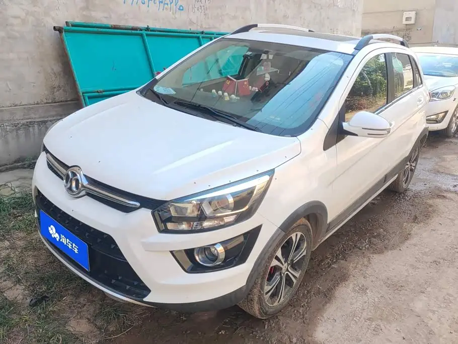 BAIC X25 2017 из Китая