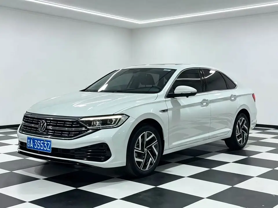 FAW Sagitar 2022 из Китая