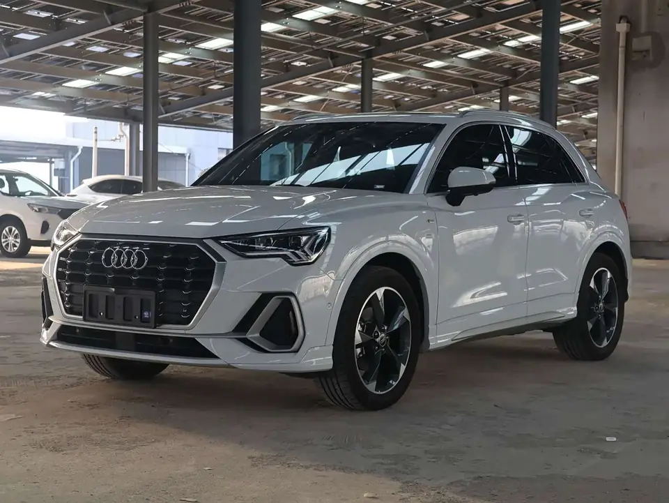 Audi Q3 2023 из Китая